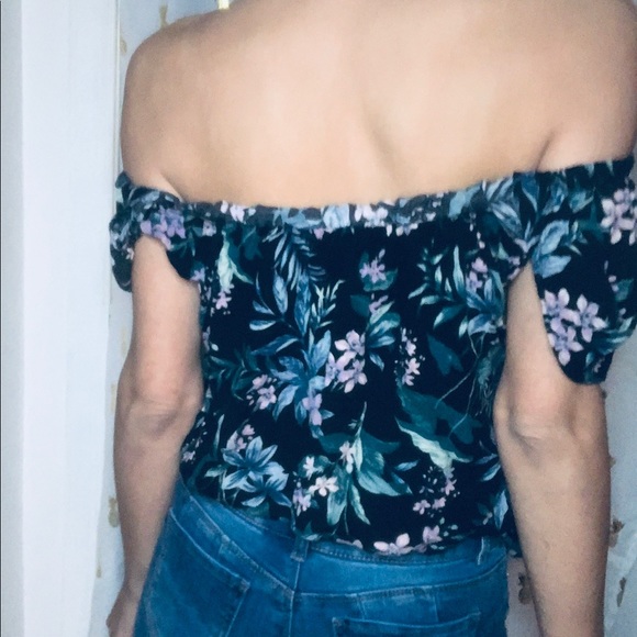 3 for $12 AE off the shoulder shirt - Picture 2 of 3